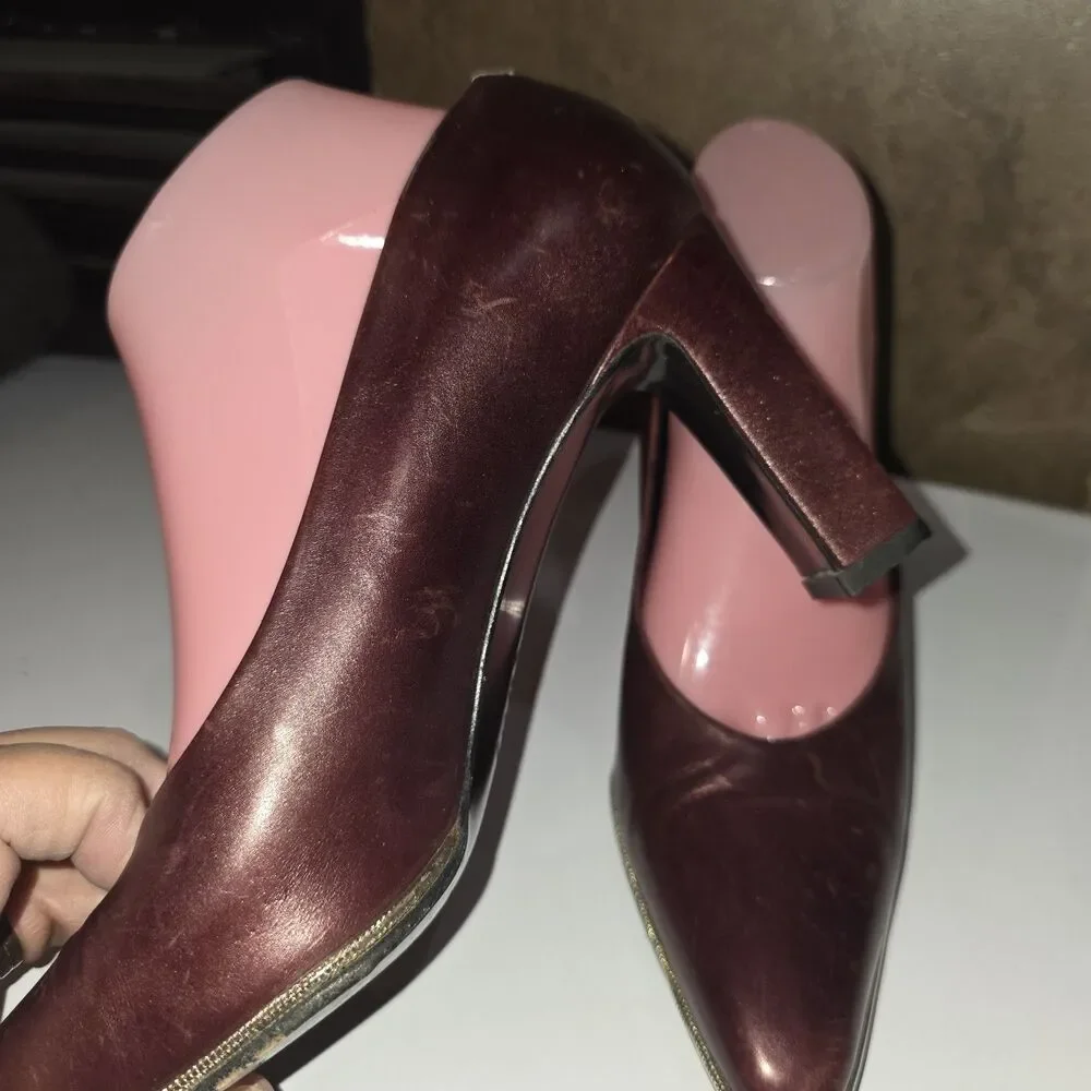 AMALFI ITALIAN Sz 9 Maroon Leather Vintage Distressed Slip On Pump Heels Italy